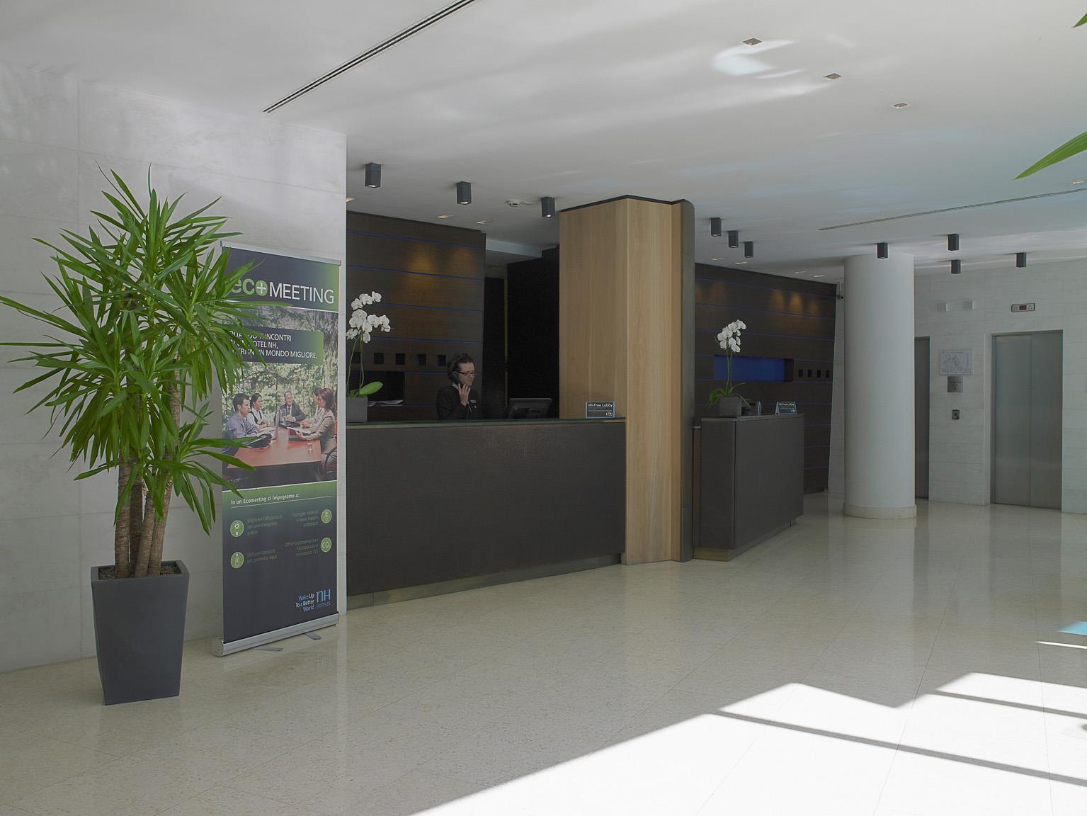 Nh Bergamo Hotel Exterior photo